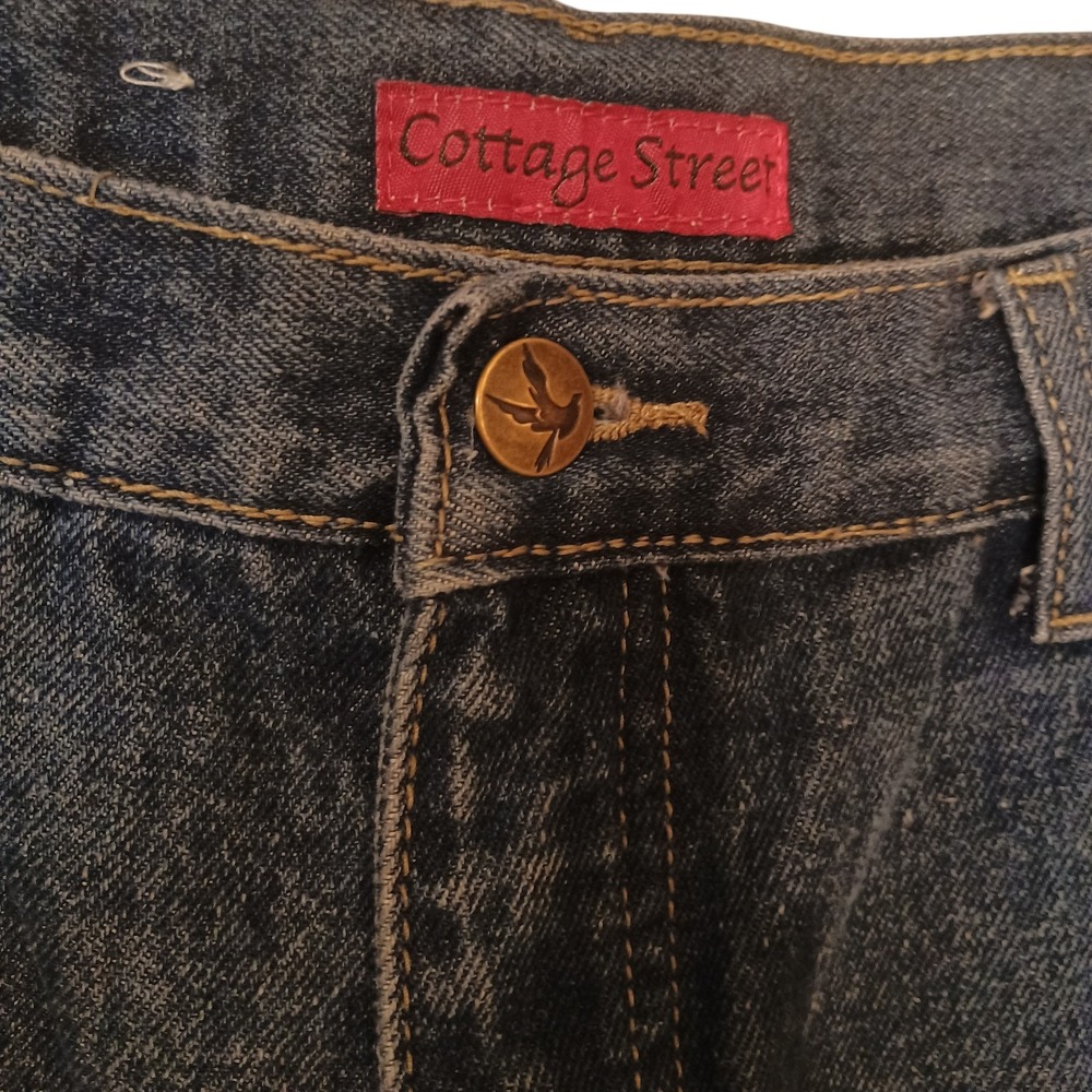 COTTAGE STREET Women's Relaxed Fit Straight Leg Med Wash Blue Mom Jeans Size 14T - Picture 6 of 9